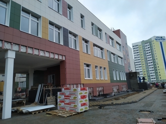 Новую школу в Кирове оснастят оборудованием до 25 декабря