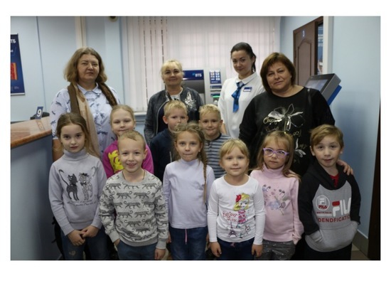 Юные серпуховичи побывали с экскурсией в банке ВТБ