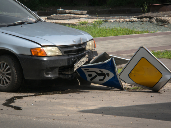 В Новосибирске полиция ищет водителя, насмерть сбившего пешехода