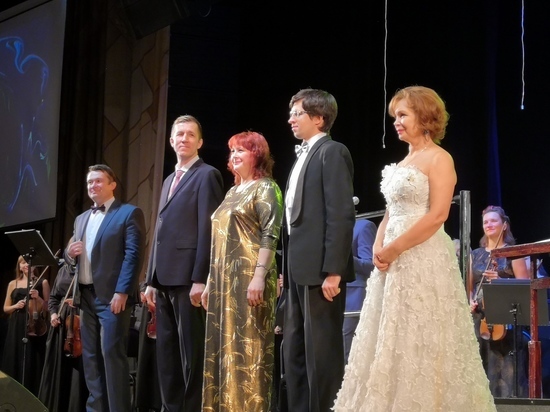 Томская филармония пригласила своих зрителей за кулисы Большого концертного зала