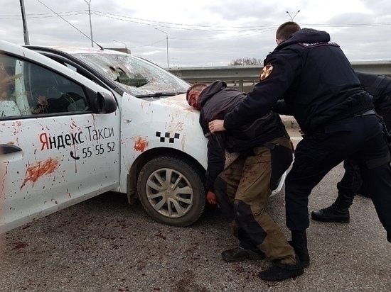 В Ярославле передано в суд дело пассажира, чуть не убившего таксиста
