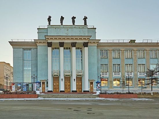 Театр в Магадане уличили в нарушениях на 65 миллионов рублей