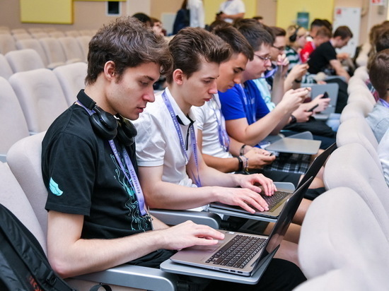 Стартовал VIII Всероссийский онлайн-чемпионат «Изучи интернет — управляй им»