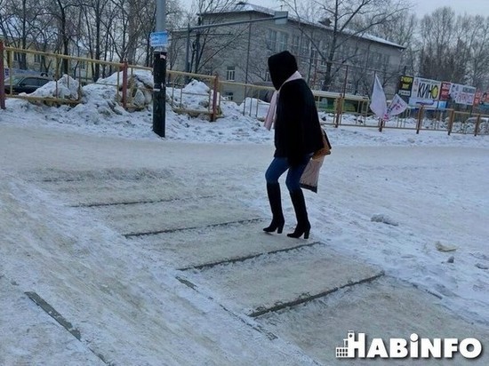 В Хабаровске отказались от полноценной очистки дорог от снега