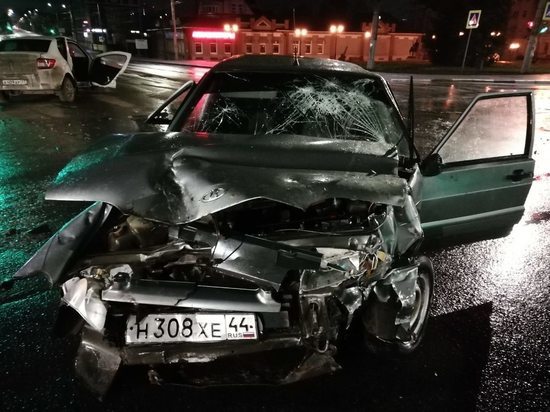 Водитель без прав устроил жуткую аварию в Иванове