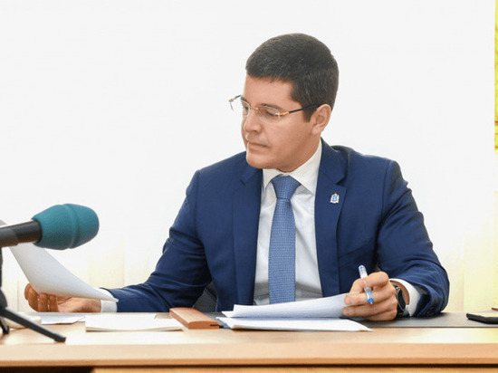 Глава ЯНАО стал четвертым в рейтинге влияния губернаторов Урала