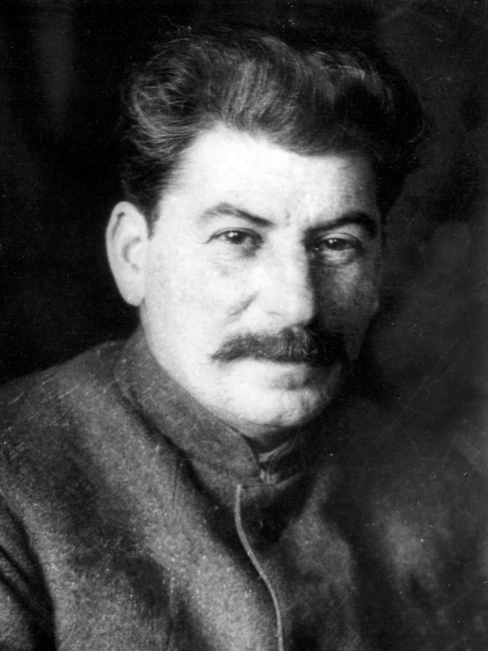 Памятник Сталину предлагают установить в Барнауле