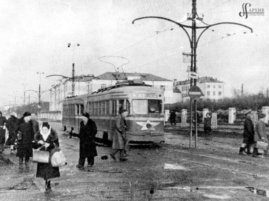 Пермяки могут увидеть выставку архивных фотографий «Трамваи на улицах Перми и Дуйсбурга в черно-белом цвете»