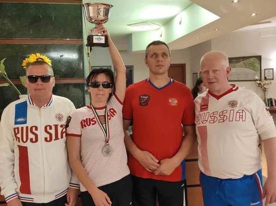 Слабовидящим спортсменам Тверской области вручат стол для настольного тенниса