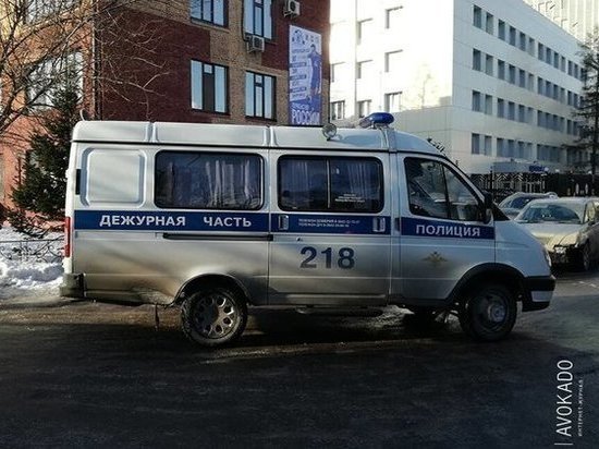 Кемеровчане нашли мертвеца в квартире по соседству (фото18+)