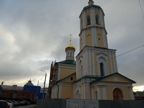 С колокольни Покровского храма в Туле сняли строительные леса