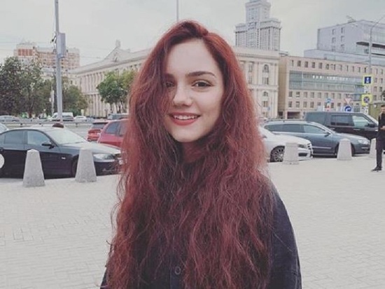 Появилось видео, как Медведева вслед за Загитовой исполняет номер под Билли Айлиш Появилось видео, как Медведева вслед за Загитовой исполняет номер под Билли Айлиш