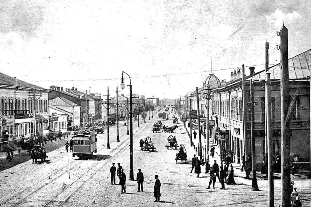 Город орел в прошлом. Болховская улица Орел 19 век. Старый город Орел. Город Орел в 20 веке. Город орёл до 1917 года.