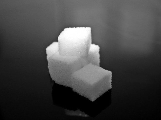 Ученые рассказали о вреде сахара для кишечника