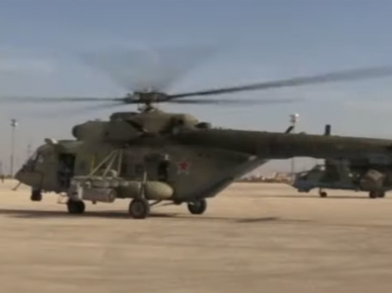 Вертолеты переброшены в город Камышлы вблизи границы с Турцией