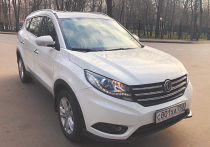 Вы слышали когда-нибудь о кроссовере Dongfeng Fengguang 580 Glory DXK6470? Нет? А он есть! Правда, только в Китае