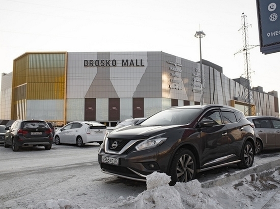 Самый масштабный в регионе торговый центр открыли в Хабаровске