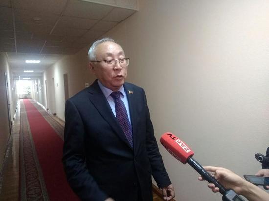 Вице-спикер парламента Забайкалья посетил выживших в автокатастрофе