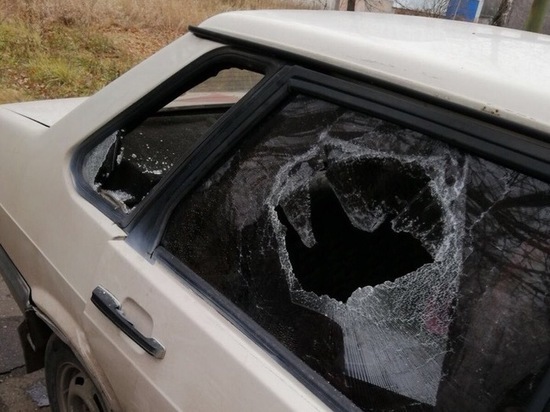 Соцсети: На окраине Рязани неизвестные повредили несколько машин