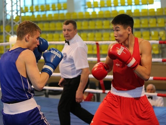 Калмыцкий боксер стал бронзовым призером чемпионата России по боксу