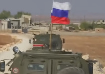 Люди, выдающие себя за курдских повстанцев, устроили провокацию российско-турецкому патрулю в Сирии: забросали камнями и бутылками с огнесмесью технику