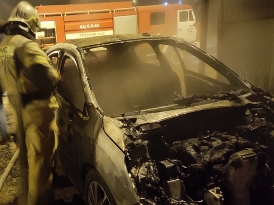 Автомобиль сгорел в Лихунах Калуги