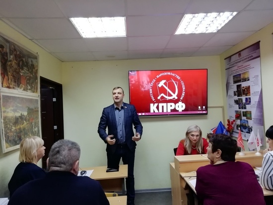 Депутат гордумы Ноябрьска снова отказался от коммунистической партии