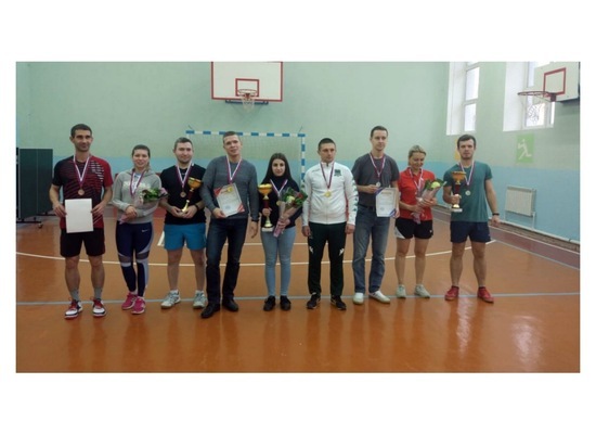 Командный чемпионат по настольному теннису состоялся в Серпухове