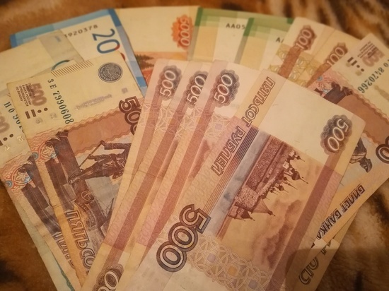 Пенсионерку из Оренбурга «развели» на деньги
