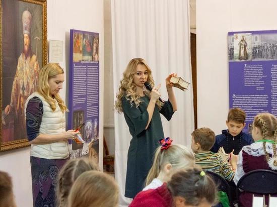 В Ростовском кремле прошли занятия для школьников посвященные 75-летию Победы