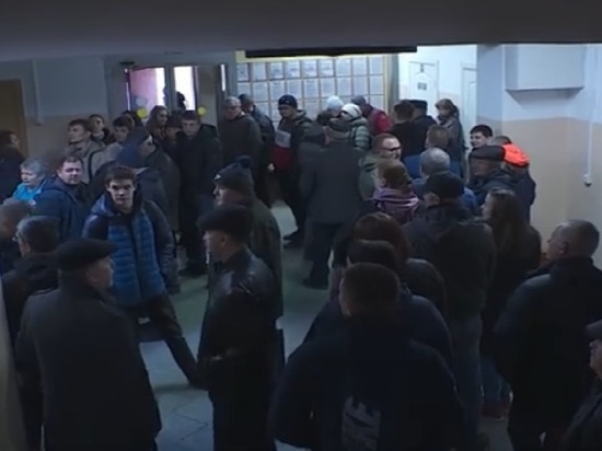 В Костроме водители уже третий день штурмуют наркодиспансер