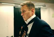 Основатель Фонда борьбы с коррупцией (ФБК), политик Алексей Навальный сообщил, что подал в суд на президента РФ Владимира Путина с требованием признать кампанию против ФБК незаконной