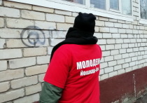 Сотрудники наркоконтроля и добровольцы закрасили более 30 надписей на стенах зданий Йошкар-Олы