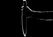 В городе Волжске 17-летний парень на улице ранил ножом незнакомую девушку