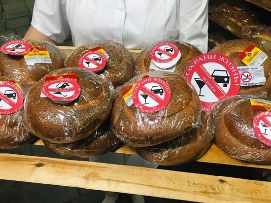 На брянском хлебе появилась реклама ГИБДД