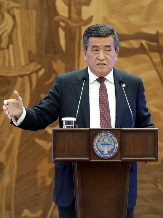 Президенту Кыргызстана грозят импичментом