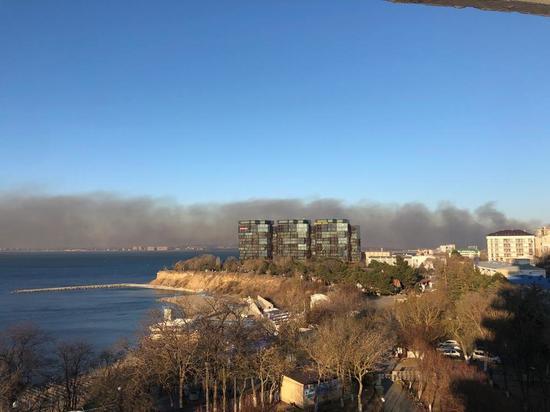 Ландшафтный пожар под Анапой угрожает домам жителей