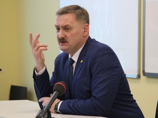 Мэру Архангельска и троим депутатам Гордумы увеличат зарплату