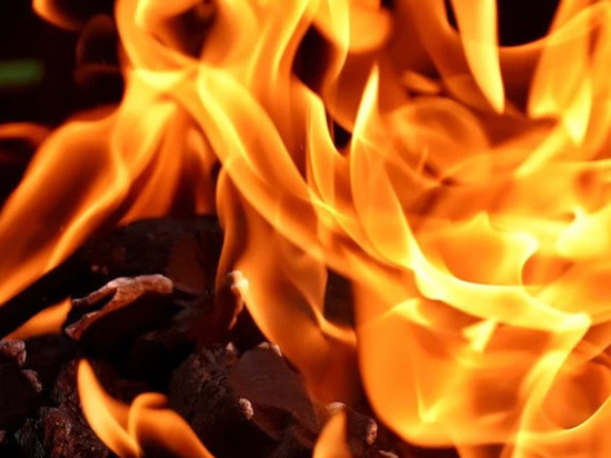 Три машины и две бани горели сегодня в Пскове и области