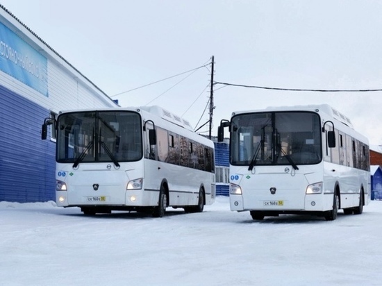 В Новый Уренгой поступили новые автобусы на газомоторном топливе