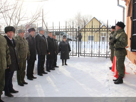 В Змеиногорске открыли памятник одному из первых русских разведчиков