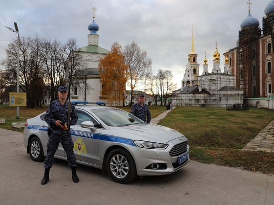 В Рязани пьяный мужчина устроил дебош в банке