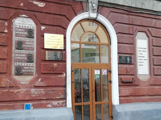 В Саратове могут снести действующую школу