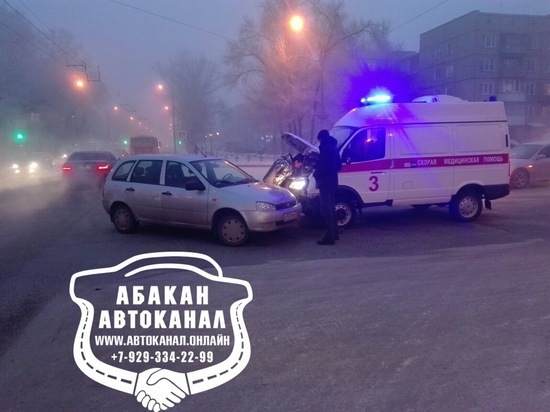 В Хакасии произошло ДТП с машиной скорой помощи