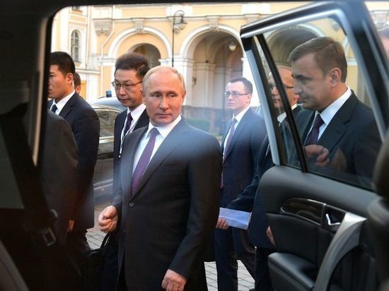 Стало известно, что посетит Владимир Путин в Петербурге 27 ноября