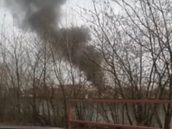 На Вспольинском поле в Ярославле полыхал пожар