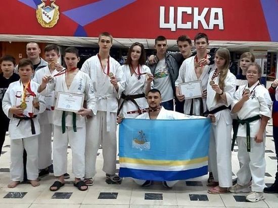 Костромские каратисты привезли с чемпионата мира «букет» медалей