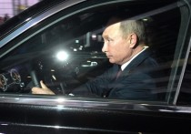 В среду, 27 ноября, президент Владимир Путин принял участие в автопробеге по новой платной трассе М11 Москва - Санкт-Петербург, тем самым официально открыв движение транспорта по автодороге