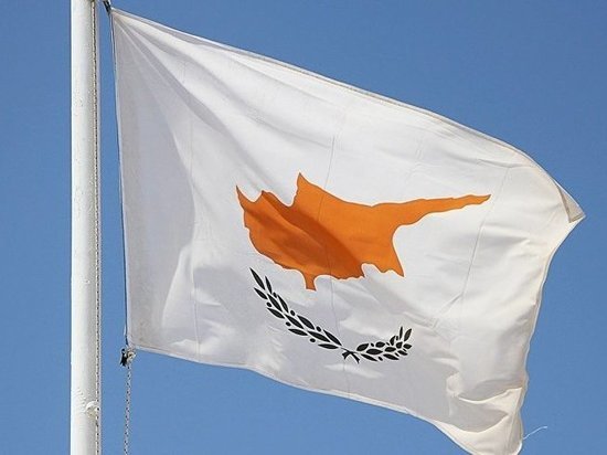 Власти Кипра лишат гражданства российских бизнесменов