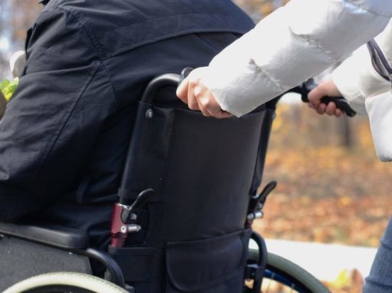 В Воронежской области внедрят систему долговременного ухода за пожилыми и инвалидами